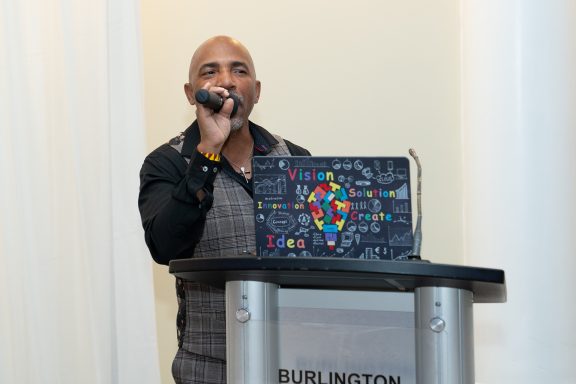 Professional DJ in Toronto - Top-Rated Music and Entertainment